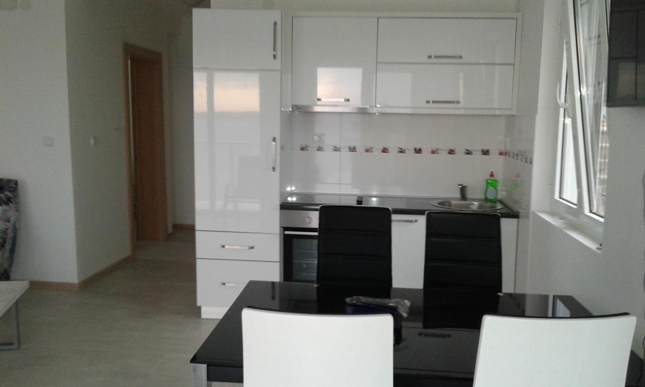 Apartments Odiva 卢什蒂卡 外观 照片