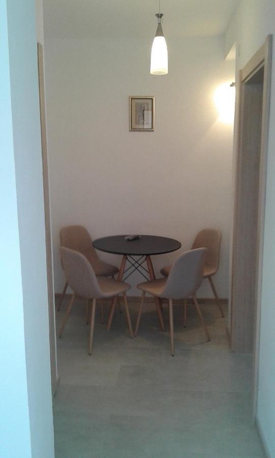 Apartments Odiva 卢什蒂卡 外观 照片
